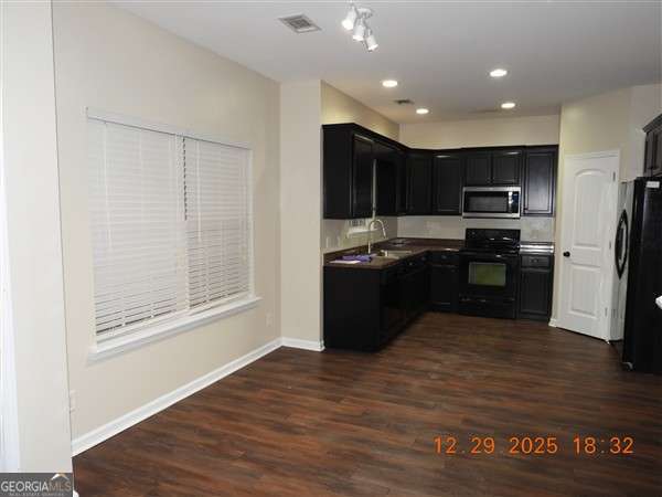 Building Photo - 50 Palomino Trail NE