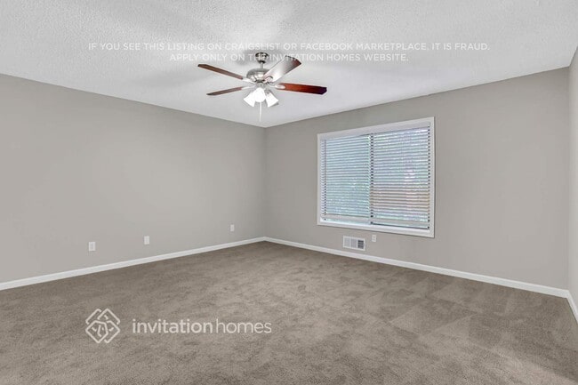 Building Photo - 5001 Post Rd Pass