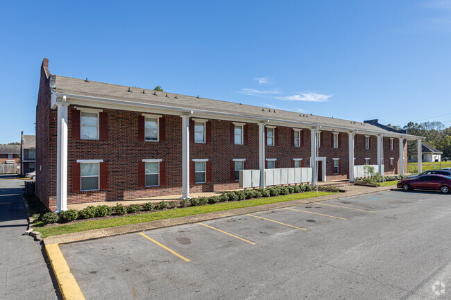 Meadowbrook Apartments - 3700 E Brookstown Dr Baton Rouge LA 70805 ...