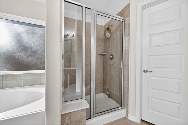 Building Photo - 40519 Goldeneye Pl