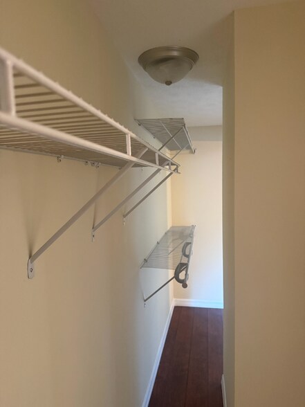 Building Photo - 4635 Johns Cemetery Rd