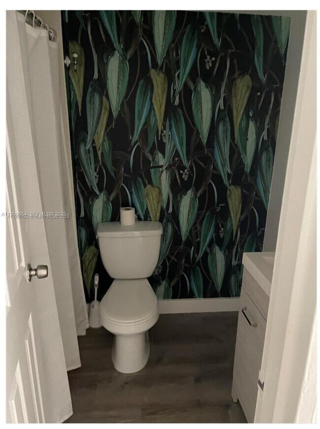 Building Photo - 4360 NW 79th Ave