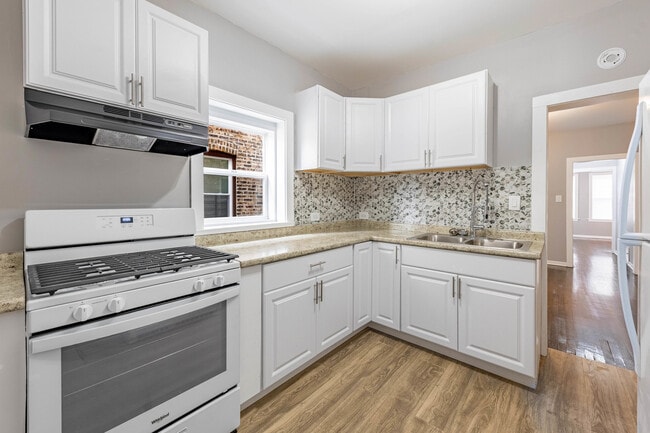 Building Photo - 1721 N Meade Ave