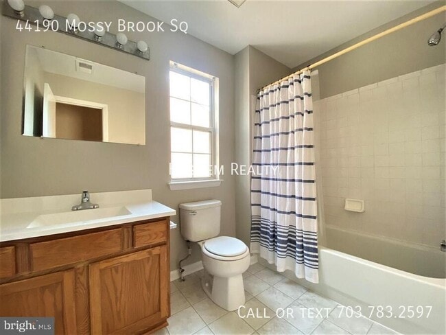 Building Photo - 44190 Mossy Brook Square