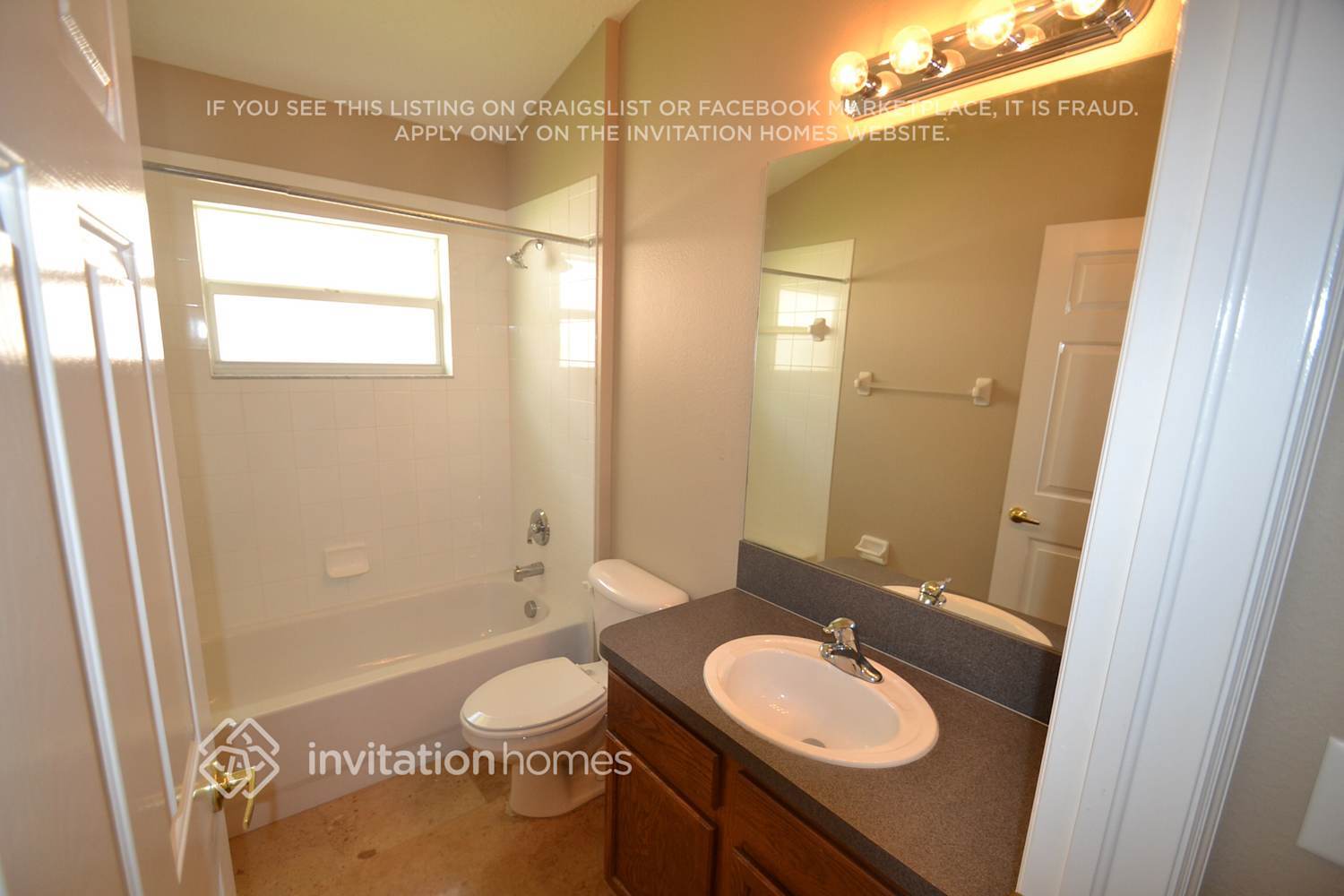 Building Photo - 23607 Abercorn Ln