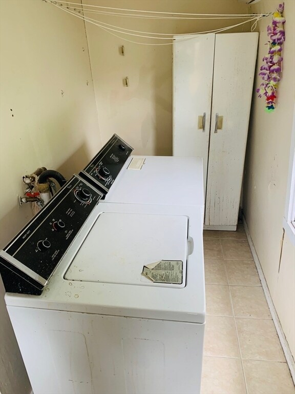 Building Photo - 34 Morton St