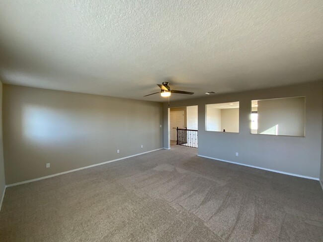 Building Photo - 4 Bedroom Home Available Near Hwy 528 & Hw...