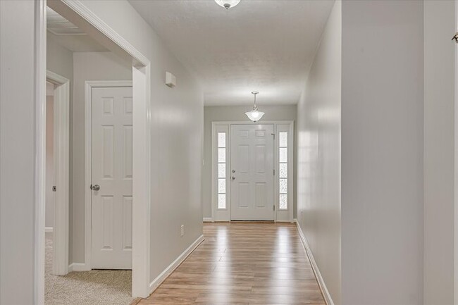 Building Photo - Columbia County ranch homes