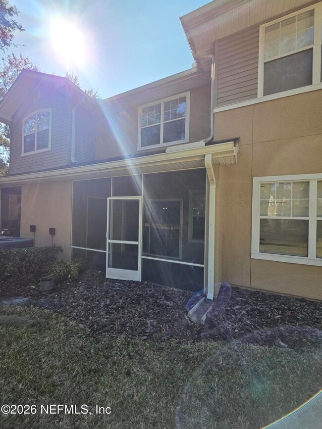 Building Photo - 5663 Greenland Rd