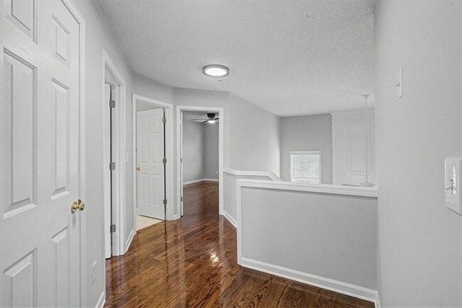 Building Photo - 400 Stambridge Ct