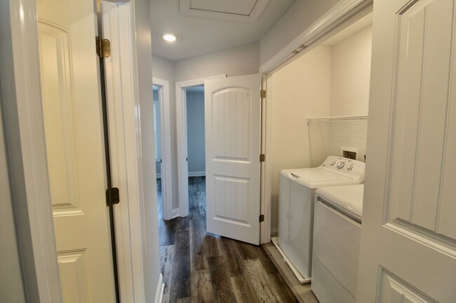 Building Photo - 1156 Harvest Ct