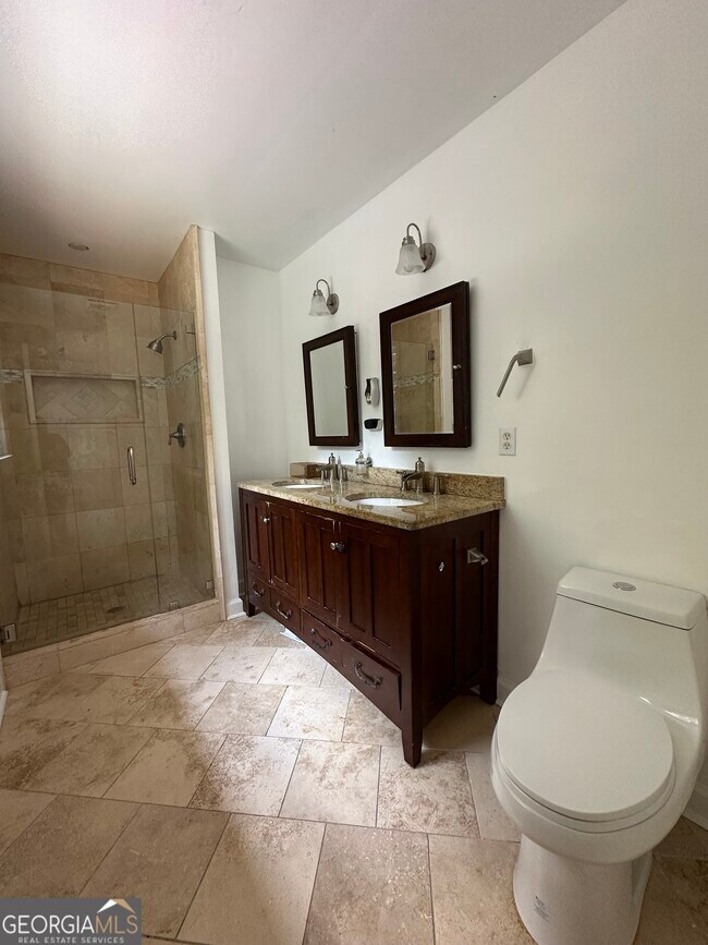 Building Photo - 3896 Northlake Creek Dr