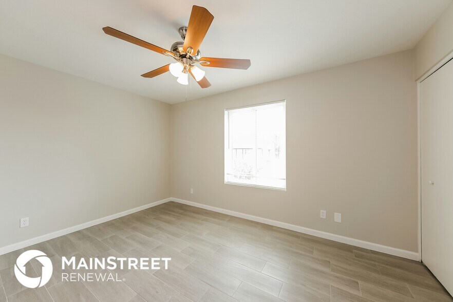 Building Photo - 3108 W McLellan Blvd