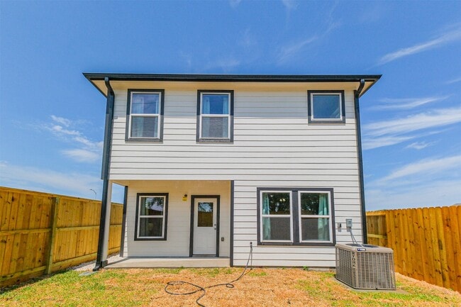 Building Photo - 14906 Eagle feather ct.