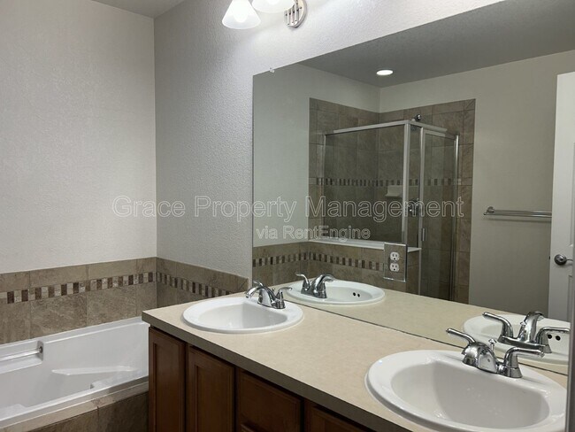 Building Photo - 2938 Uinta St