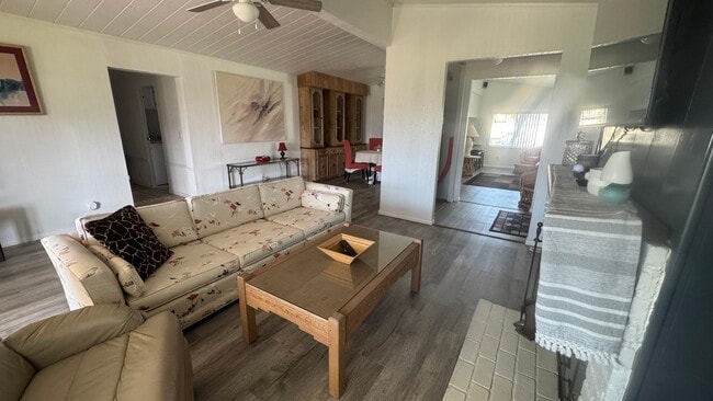 Building Photo - 35239 Bandana Cir