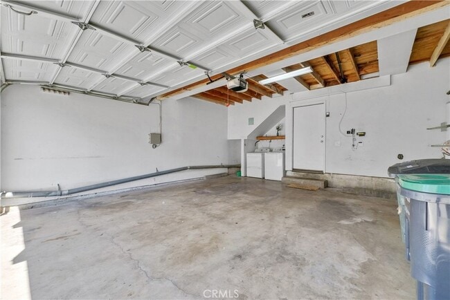Building Photo - 5422 Chippewa Ct