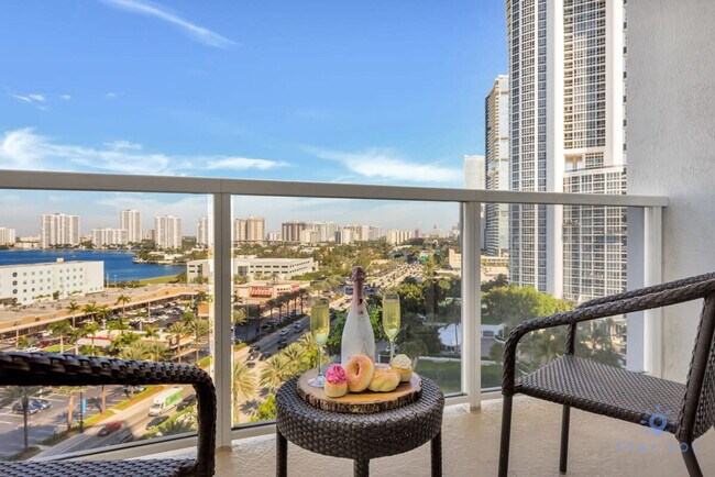 Building Photo - 18001 Collins Ave
