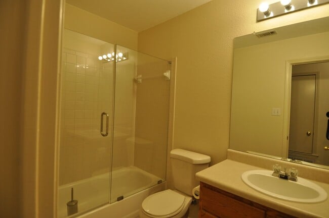 Building Photo - One story home on a corner lot in the affordable Jester Farms neighborhood in Round Rock. Brand n...