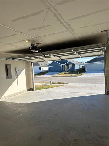 Building Photo - 6824 Haines Dr