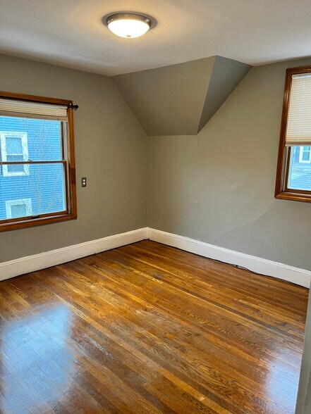 Building Photo - 236 Euclid Ave