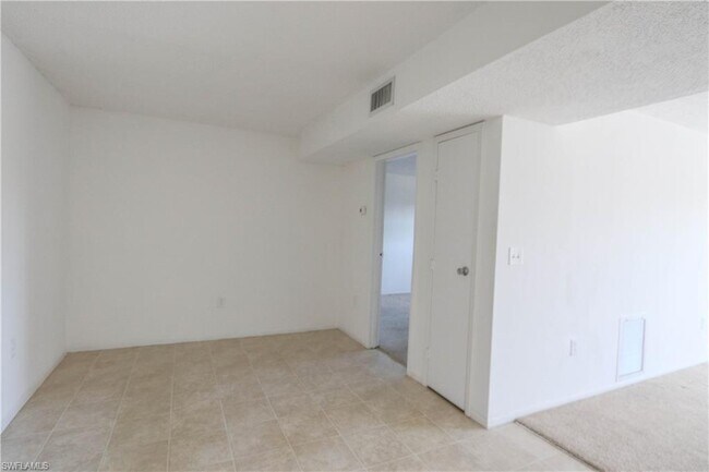 Building Photo - 3704 Broadway-