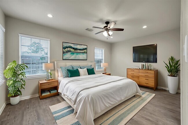 Building Photo - 3429 Nottingham Ln