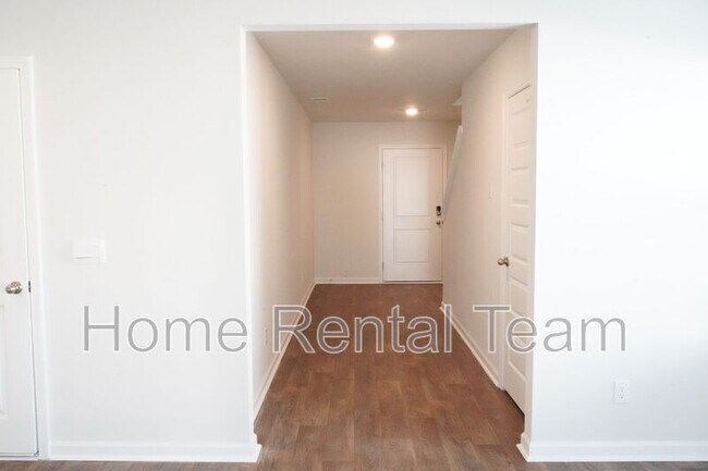 Building Photo - 416 Coconut Dr