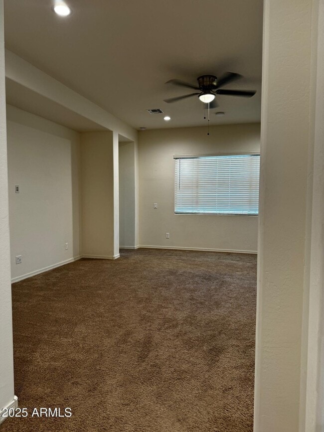 Building Photo - 5526 N 107th Ln