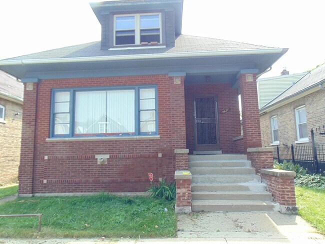 Building Photo - 7637 S Eberhart Ave