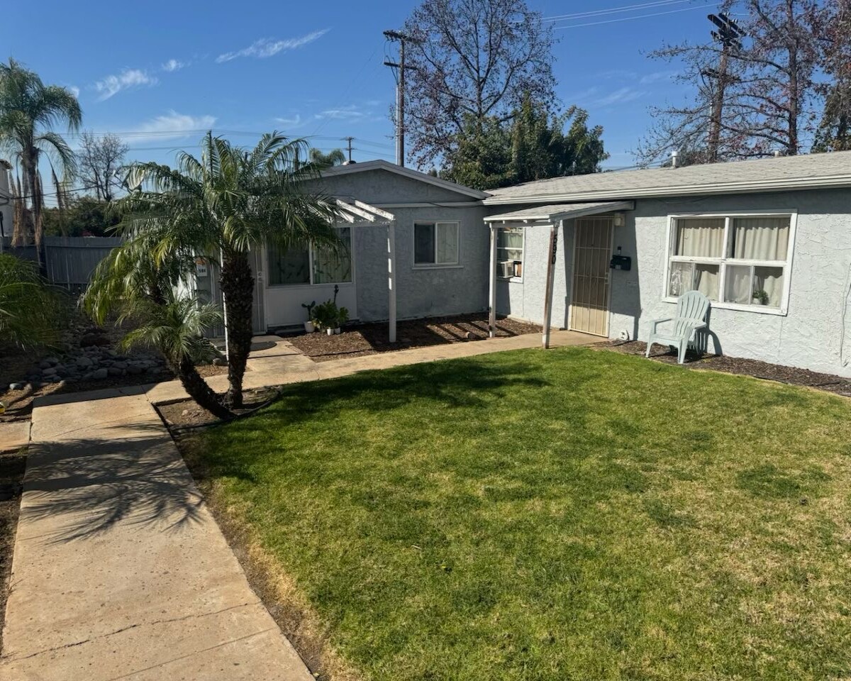 Building Photo - 568 Durham St