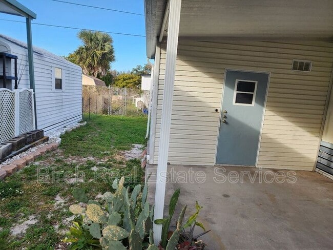 Building Photo - 7211 Lofty Dr