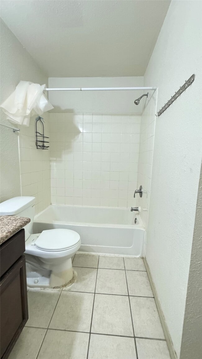 Building Photo - 10802 Kingspoint Rd