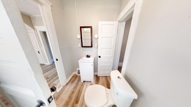 Building Photo - 7408 Dudley Ave