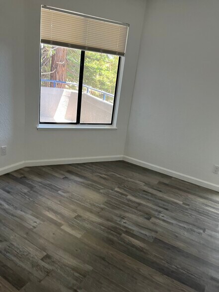 Building Photo - 1032 Pacific Ave