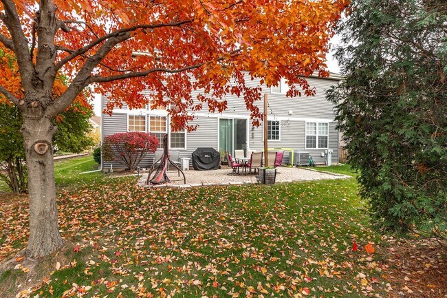 Building Photo - 276 Pembrook Ln