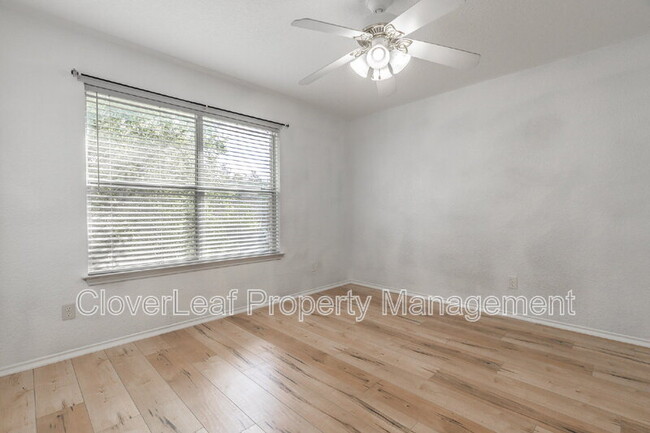 Building Photo - 818 Quitman Oak