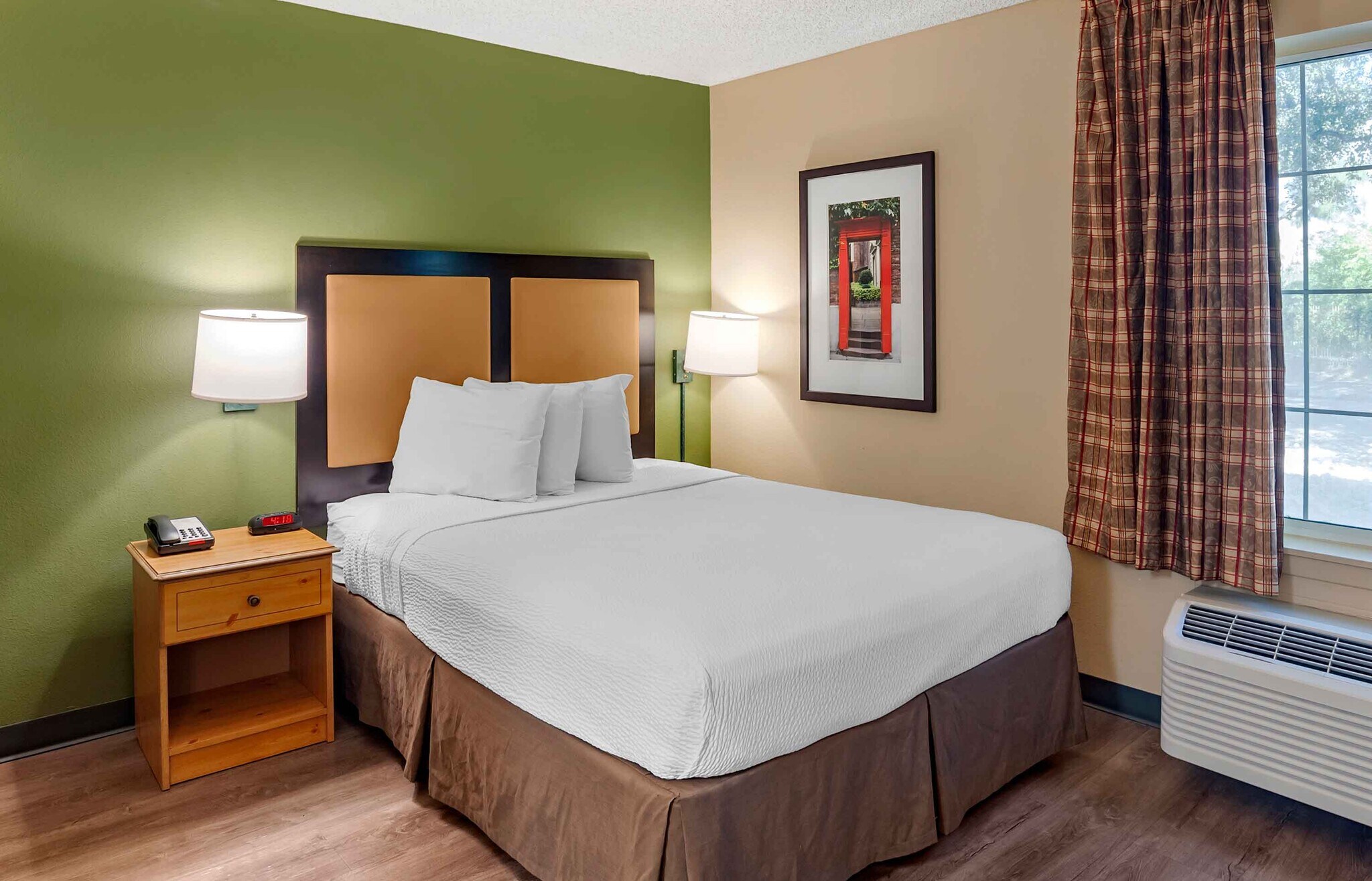 Building Photo - Furnished Studio-Los Angeles - Monrovia