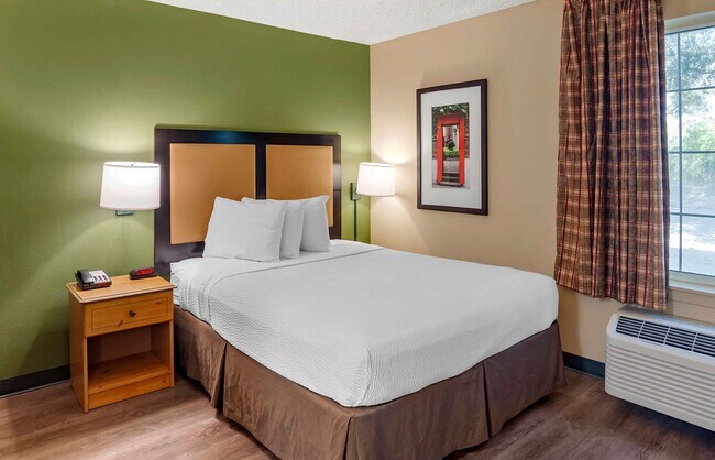 Building Photo - Furnished Studio-Los Angeles - Monrovia