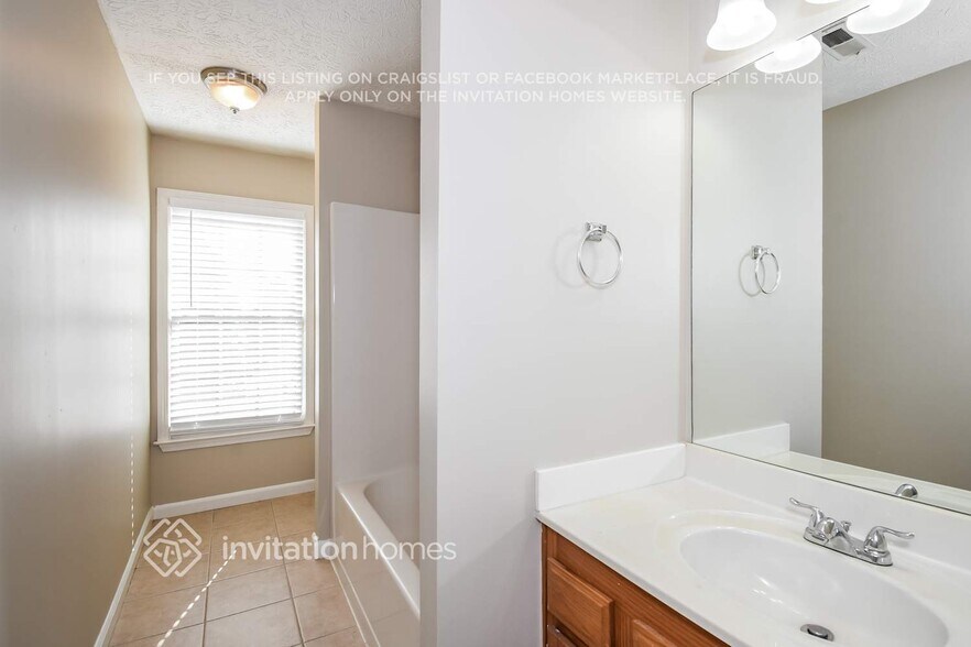 Building Photo - 5690 Sugar Crossing Dr