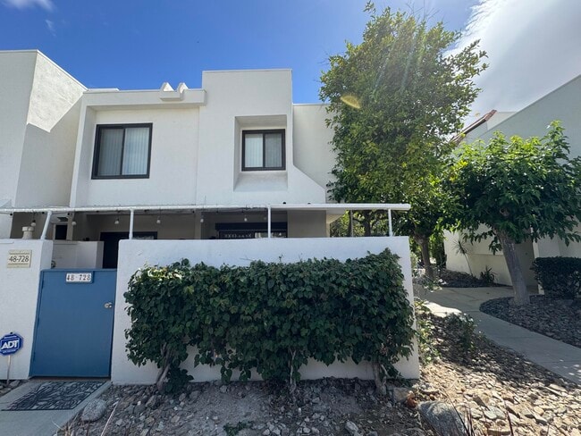 Building Photo - 48728 Desert Flower Dr