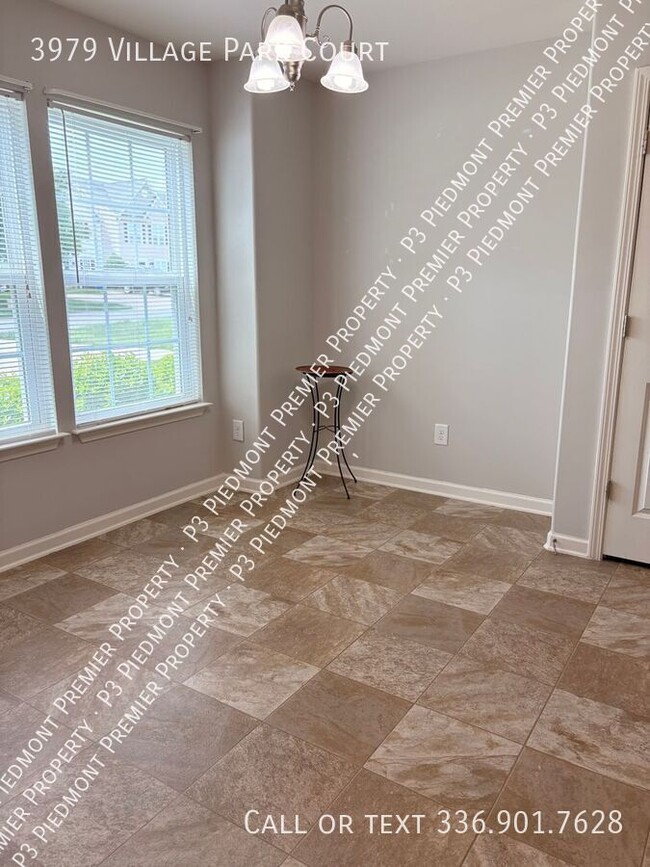 Building Photo - 3979 Village Park Ct