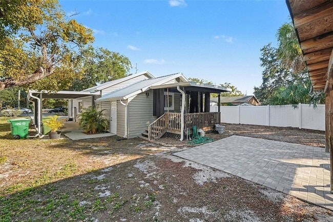 Building Photo - 6305 S MacDill Ave