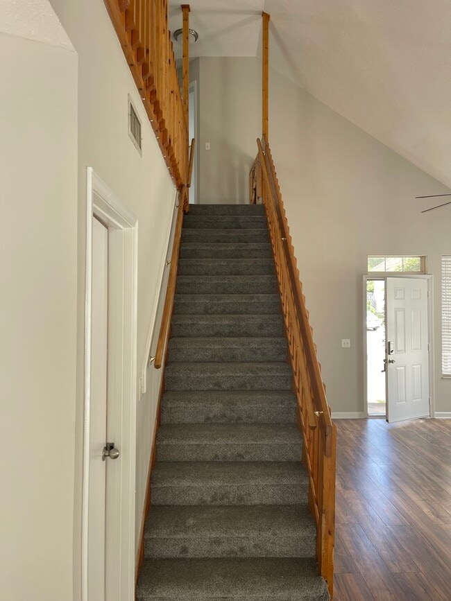 Building Photo - 3 Bed 2 Bath Home North Nashville