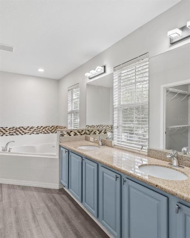 Building Photo - 3612 Sanctuary Dr