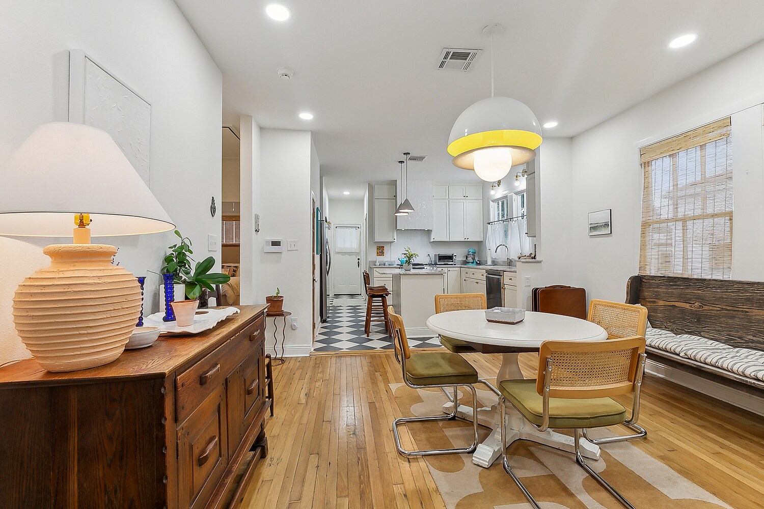 Building Photo - 5622 Charles Pl