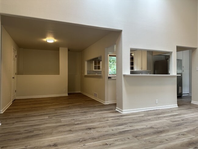 Building Photo - Great Platt Park Home