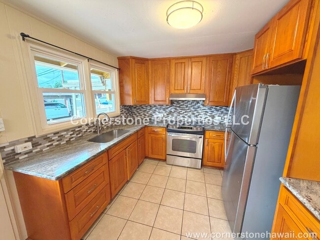 Building Photo - 1468 Noelani St