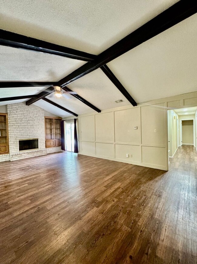 Building Photo - 5122 Moultrie Dr