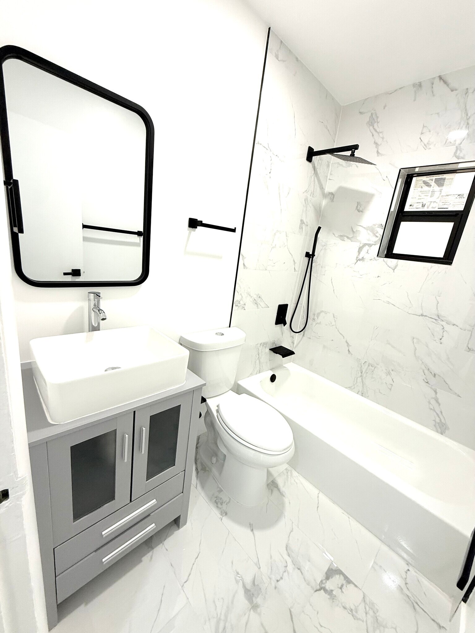 Building Photo - 209 NW 10th St